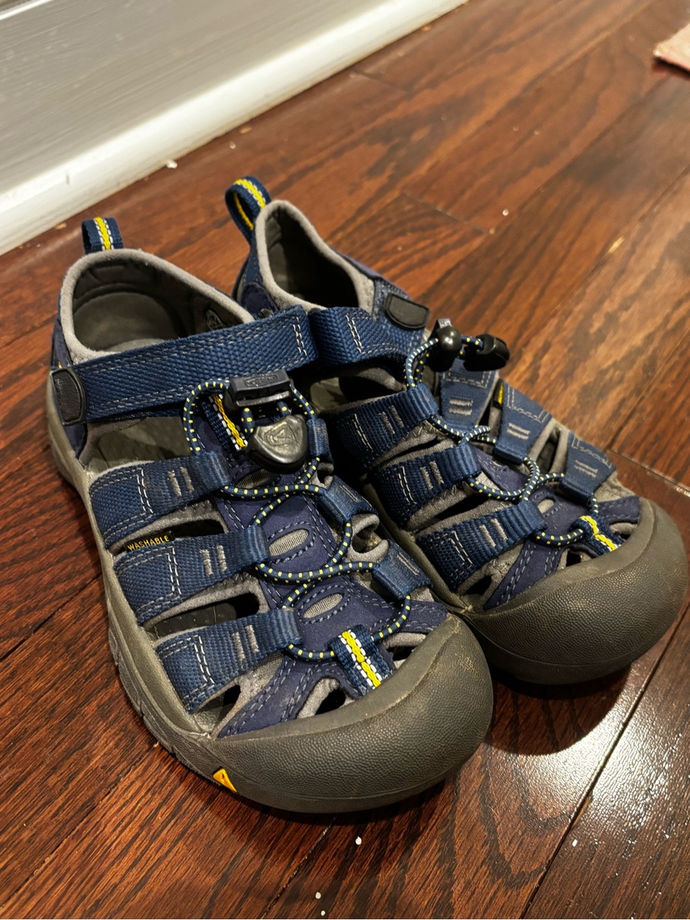 Kids Keen Navy Blue Closed-Toe Outdoor Sandals